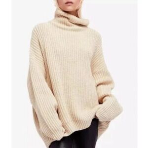 Free people oversized chunky knit tunic cowlneck sweater Sz m coastal